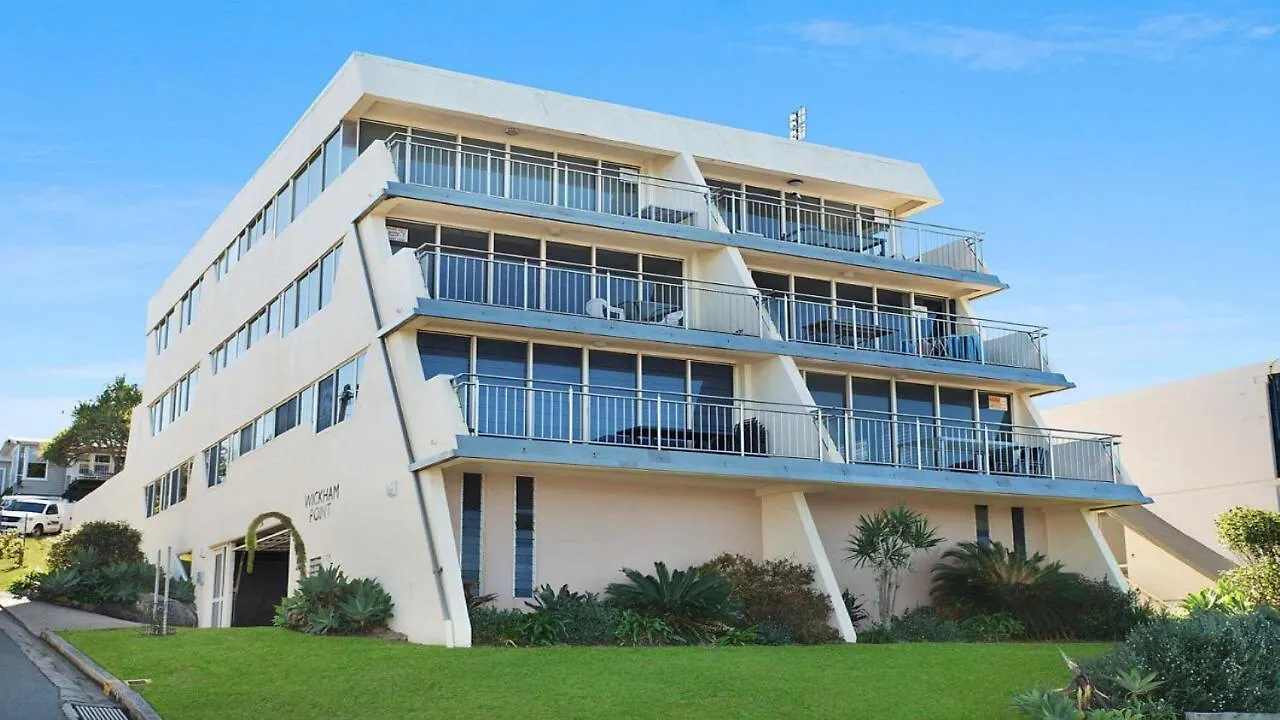 Wickham Point Unit 5 Kings Beach Qld elérhetőségei